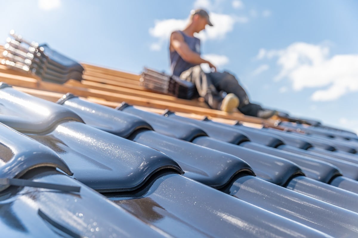 roofing contractor
